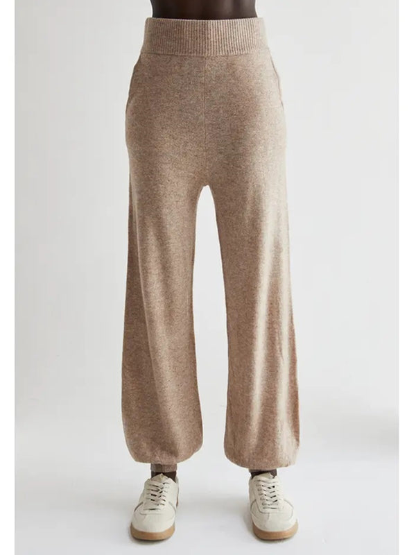 Crescent Mia sweater knit jogger In Taupe