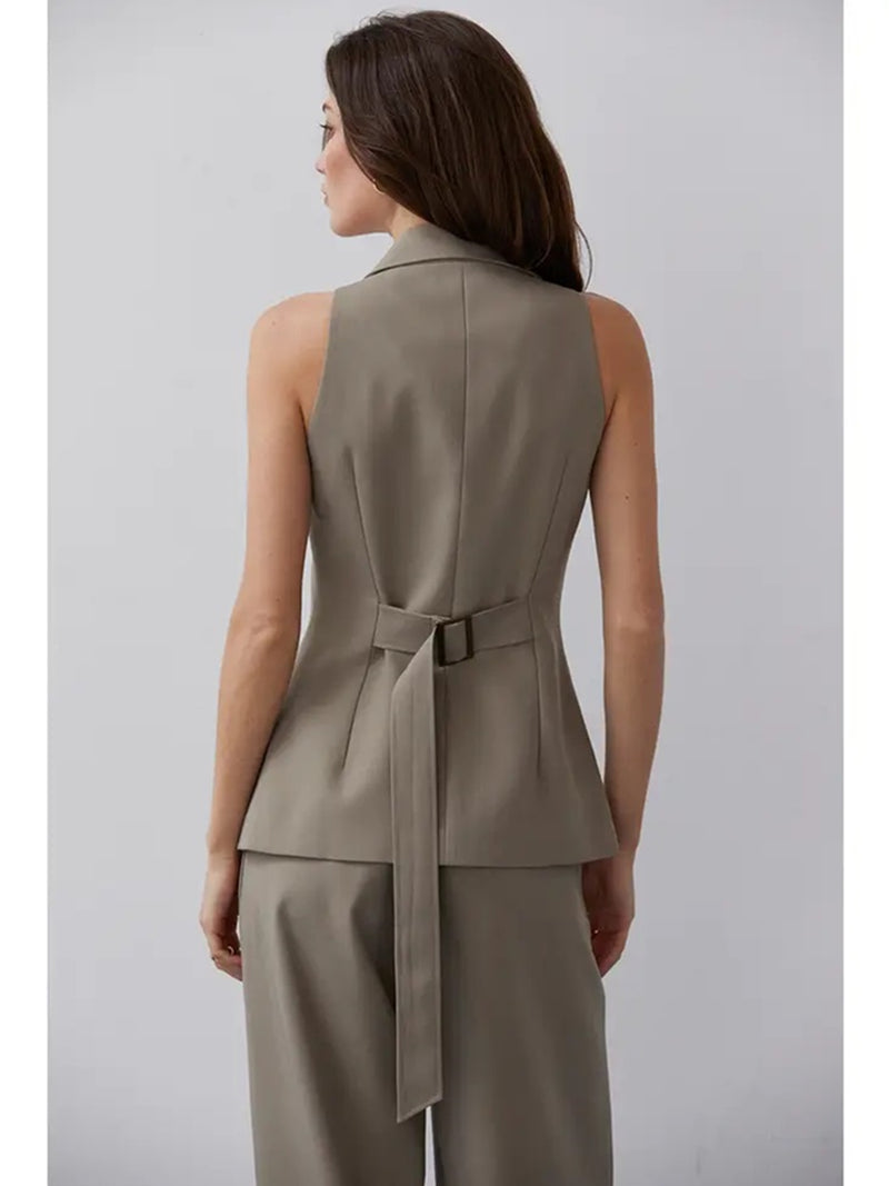 Crescent Penelope Two Piece Bolero Blazer Set In Taupe