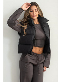 Salty Madelyn Puffer Vest In Black