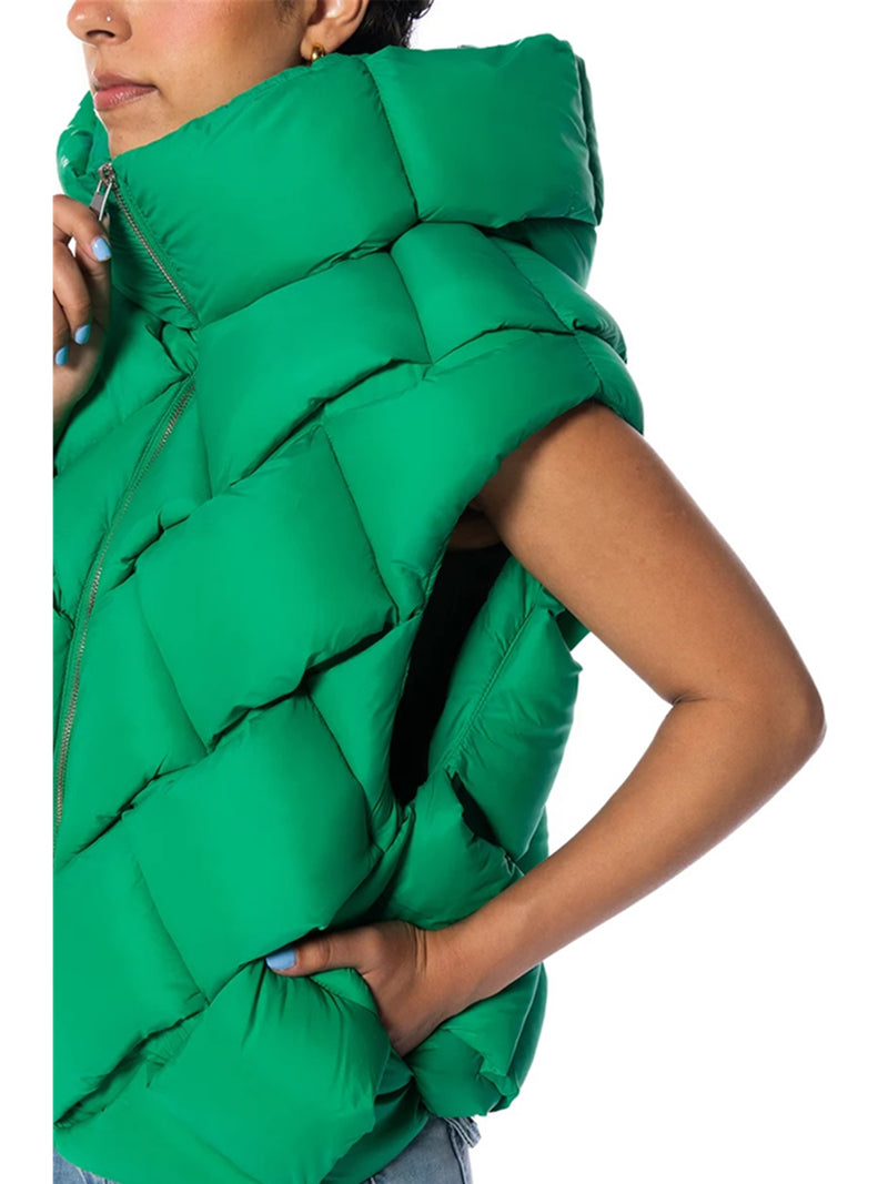 Azalea Wang Paddington Hooded Puffer Vest In Green 