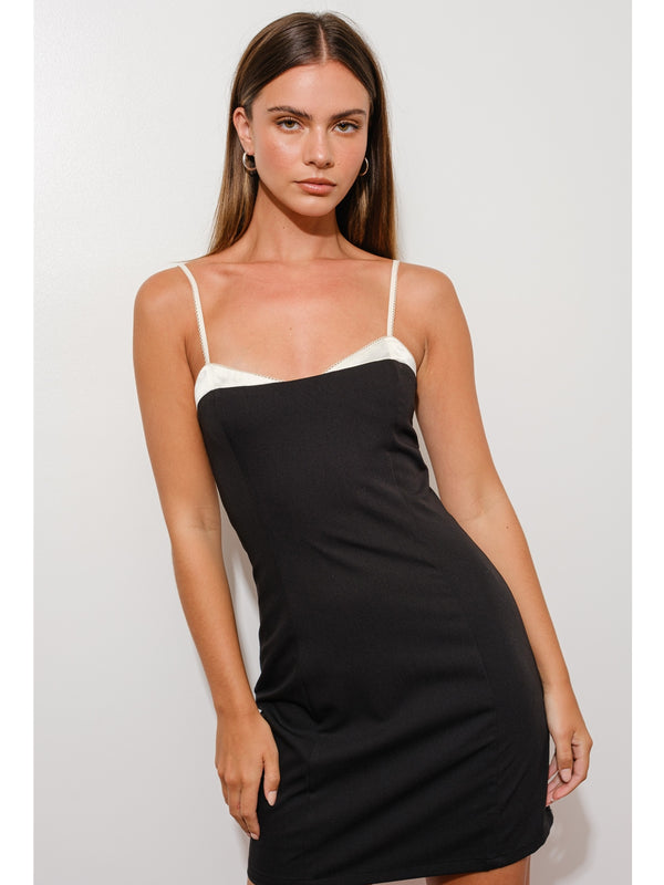 farm rio sweet rio mini dress Farm Rio Sizing Guide: 5 Stunning Vacation Dresses on sale!