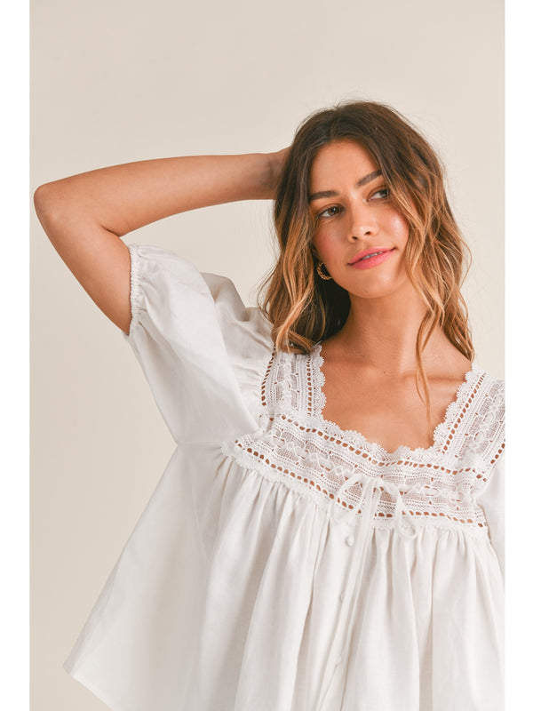 Mable Erin Lace Sqaure Neck Top In Off White